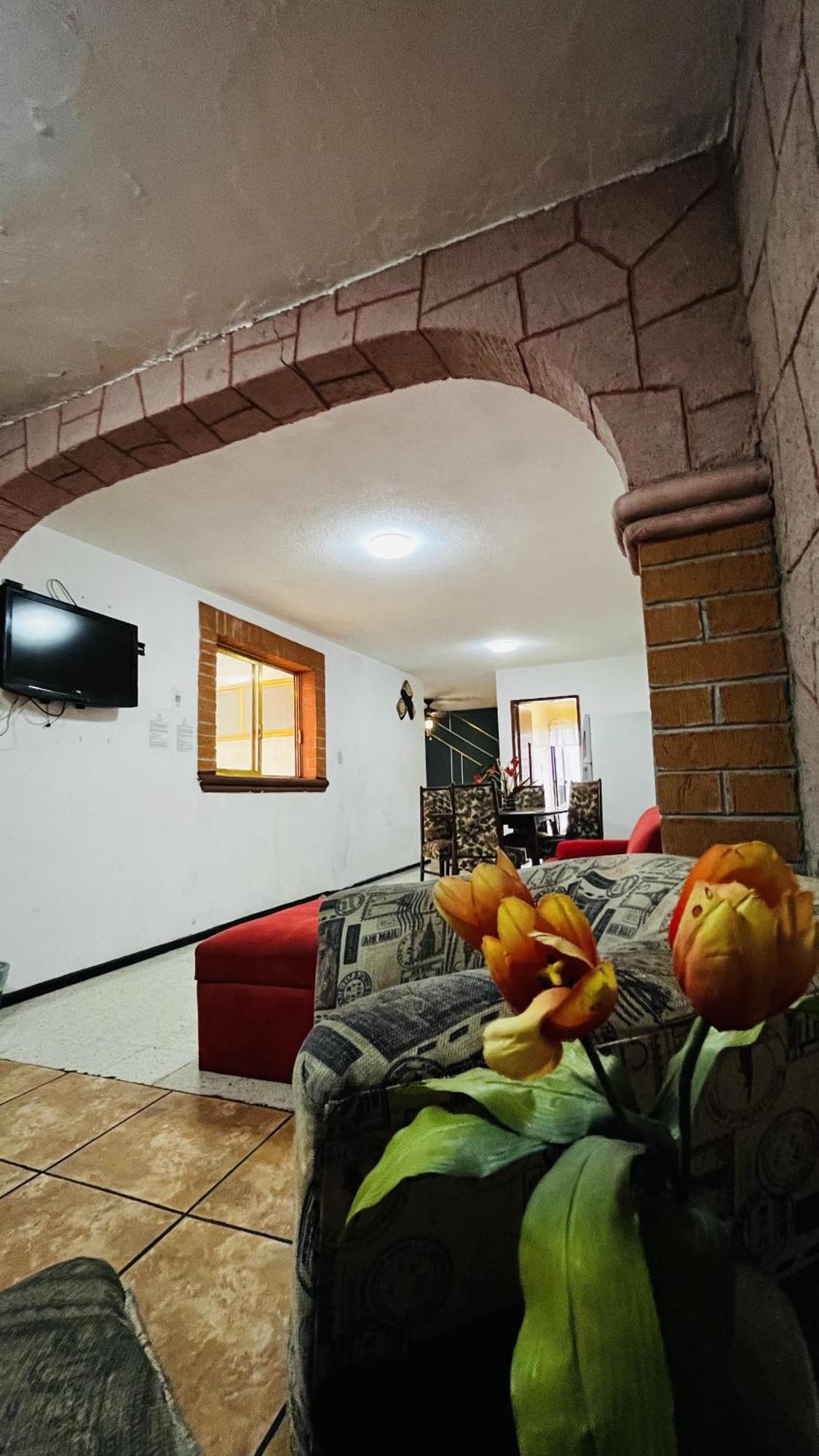 Casa Dahlia